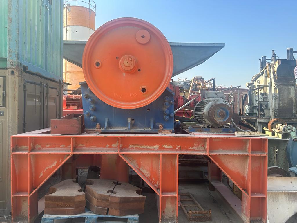 BAUMASCHINENDIENST DCG-800X200 Static Jaw Crusher