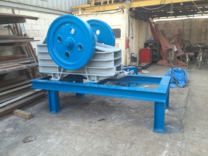 WESERHUTTE 400 X 240 Jaw Crusher